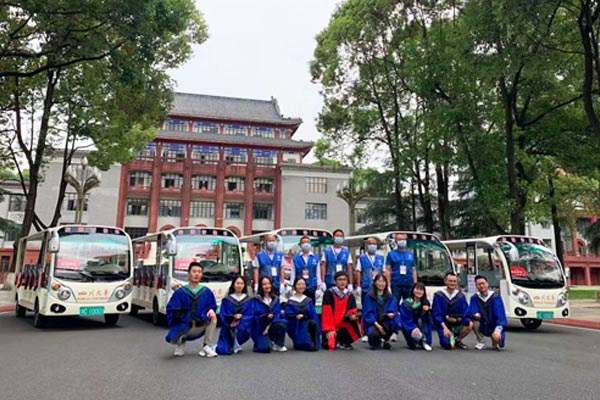 14座封閉燃油觀光車-項(xiàng)目落地