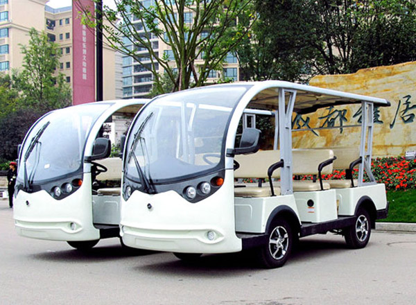 11座電動(dòng)封閉觀光車-逐寧