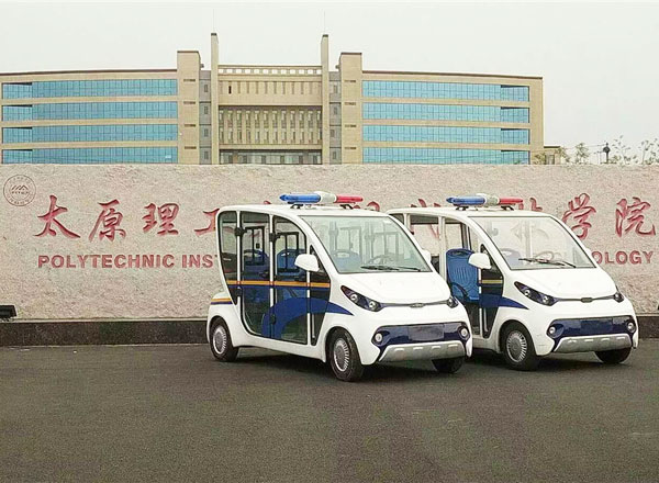 理工大學(xué)-5座封閉四輪巡邏車(chē)